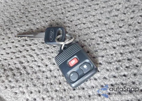 2000 Ford E-150 Recreational from USA, damaged, VIN 1FDRE14WXYHC02124